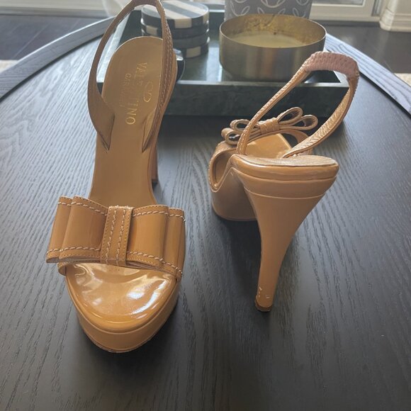 Valentino Patent Leather Bow Accents High Heel Pump Sandals with Ankle Straps - Picture 2 of 5